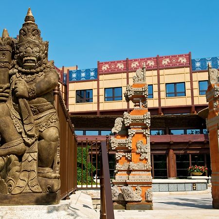 Disney Explorers Lodge Hongkong Exterior foto